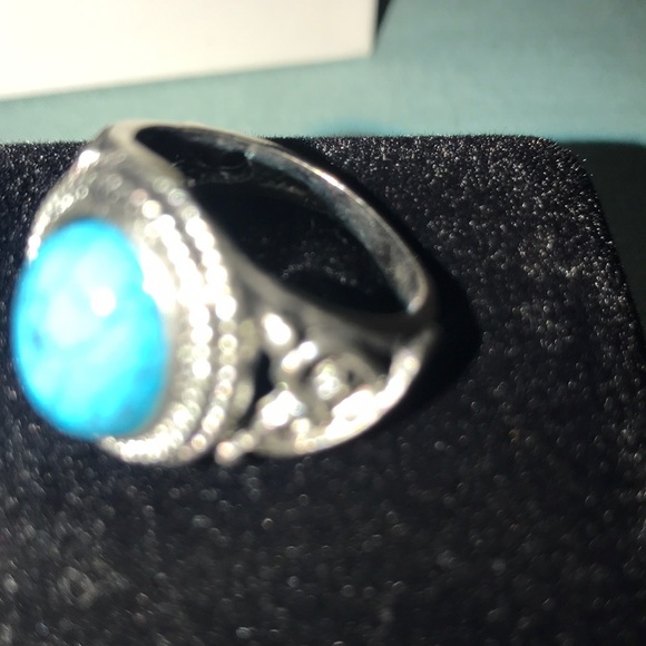 New Beautiful sterling silver ring - Picture 6 of 8